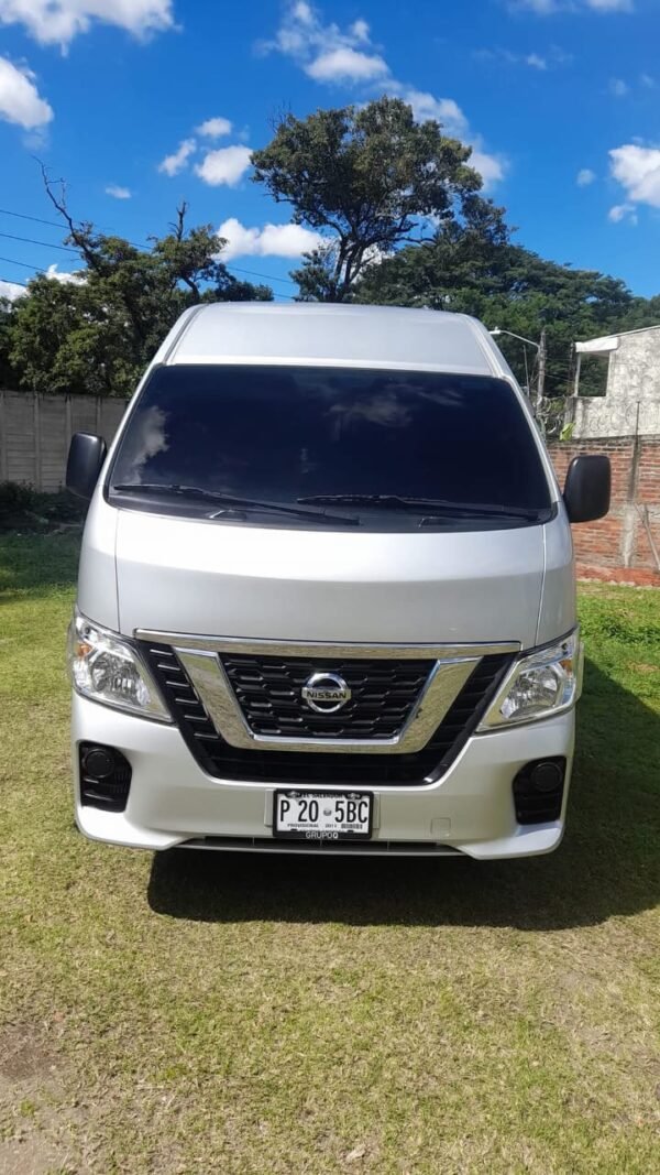 NISSAN URVAN (VIAJES) - Imagen 9