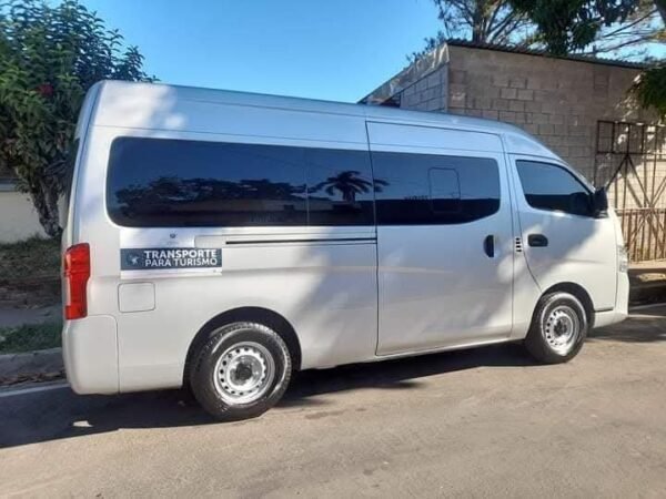 NISSAN URVAN (VIAJES) - Imagen 10